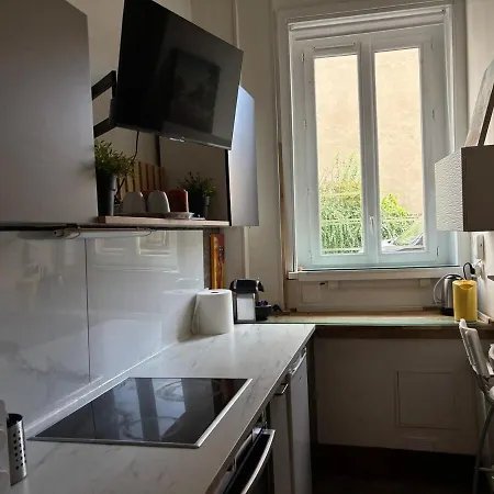 Apartment Cocon Atypique Et Chaleureux En Plein Centre *